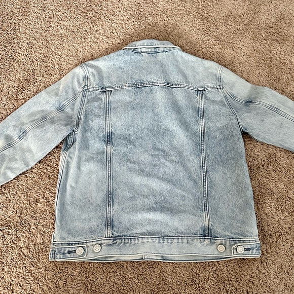Men’s Jean Jacket - Picture 3 of 4